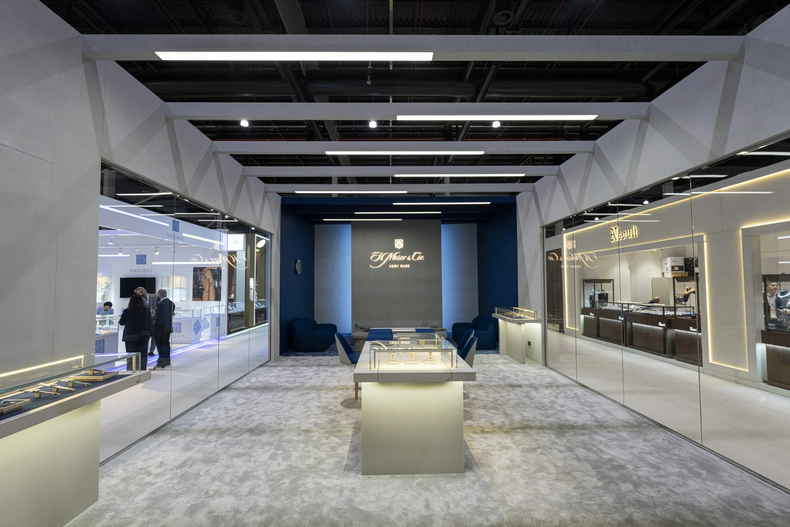 Showroom seen from the mall concourse