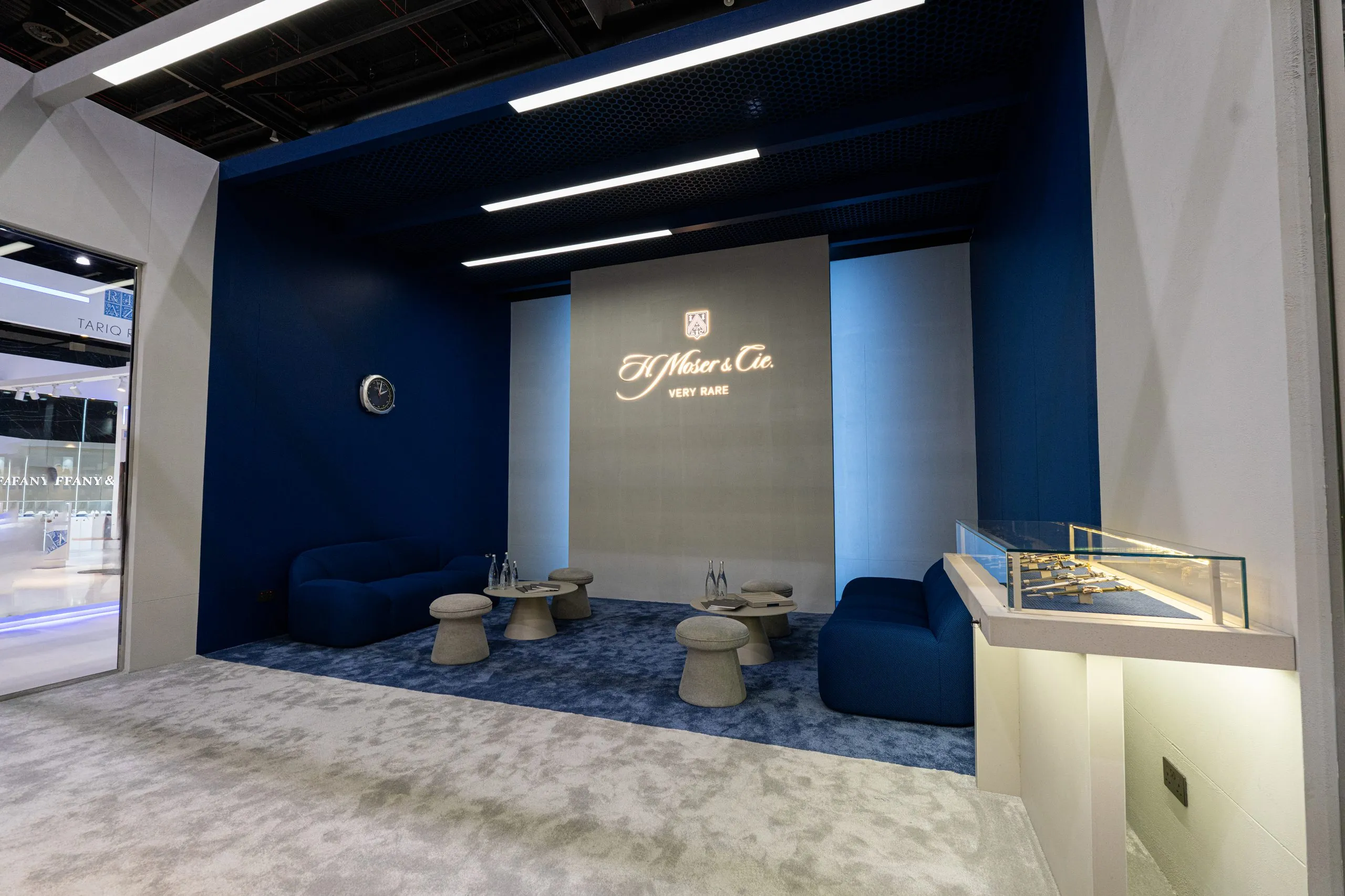 Showroom lounge with display counters
